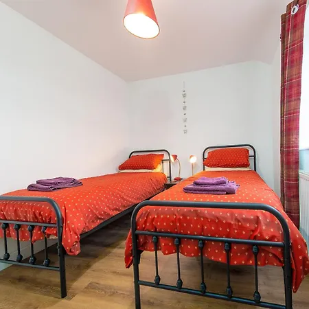 펜션 Victoria 휫비