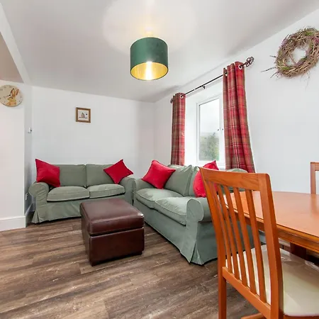 펜션 Victoria 휫비